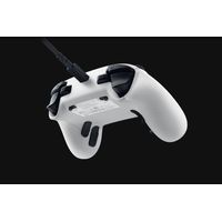Miniatura 7 de GAME KEYPAD RAZER WOLVERINE V3 TOURNAMENT EDIT. BLANCO (RZ06-05210200-R3M1)