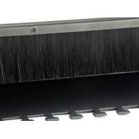 Miniatura 7 de PANEL PASACABLES CON CEPILLO EQUIP 1U CON BARRA DE SOPORTE RACK19" COLOR NEGRO