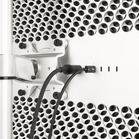 1.6ft Thunderbolt 4 Cable 40Gbps 100W - Imagen 7 de 8 1.6ft Thunderbolt 4 Cable 40Gbps 100W - Imagen 7 de 8