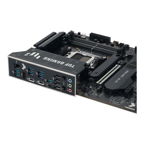 Asus AMD TUF GAMING X870E-PLUS WIFI7 Socket AM5 - Imagen 3 de 11 Asus AMD TUF GAMING X870E-PLUS WIFI7 Socket AM5 - Imagen 3 de 11