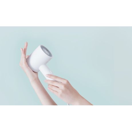 SECADOR DE PELO XIAOMI MI IONIC HAIR DRYER H300 - Imagen 5 de 8 SECADOR DE PELO XIAOMI MI IONIC HAIR DRYER H300 - Imagen 5 de 8