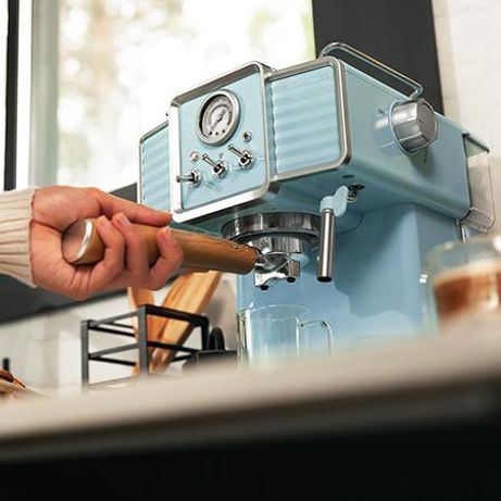 CAFETERA CECOTEC VINTAGE ESPRESSO 20 TRADIZIONALE LIGHT BLUE - Imagen 9 de 11 CAFETERA CECOTEC VINTAGE ESPRESSO 20 TRADIZIONALE LIGHT BLUE - Imagen 9 de 11