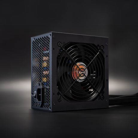 Fuente Alimentación 750W TOOQ Fuente de alimentación ATX 750W APFC 80Plus Bronze 80 PLUS Bronze Negro - Imagen 9 de 10 Fuente Alimentación 750W TOOQ Fuente de alimentación ATX 750W APFC 80Plus Bronze 80 PLUS Bronze Negro - Imagen 9 de 10