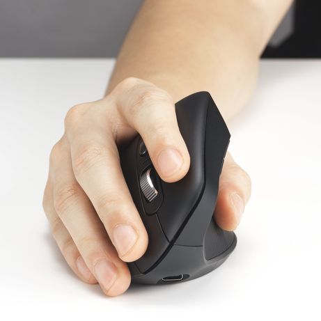 RATON OPTICO INALAMBRICO RECARGABLE MY630 EQ NEGRO KENSINGTON K72482WW - Imagen 4 de 17 RATON OPTICO INALAMBRICO RECARGABLE MY630 EQ NEGRO KENSINGTON K72482WW - Imagen 4 de 17