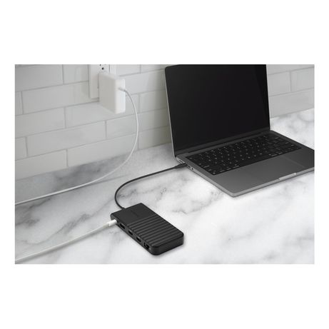 Kensington UH1500P EQ USB-C Dock - Imagen 3 de 8 Kensington UH1500P EQ USB-C Dock - Imagen 3 de 8
