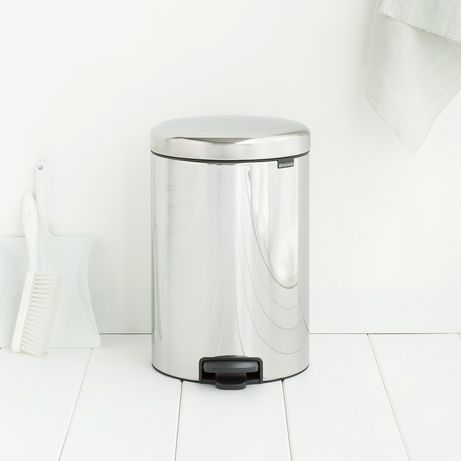PAPELERA CUBO PEDAL 20 LITROS INOX BRILLO BRABANTIA DP030 - Imagen 2 de 6 PAPELERA CUBO PEDAL 20 LITROS INOX BRILLO BRABANTIA DP030 - Imagen 2 de 6
